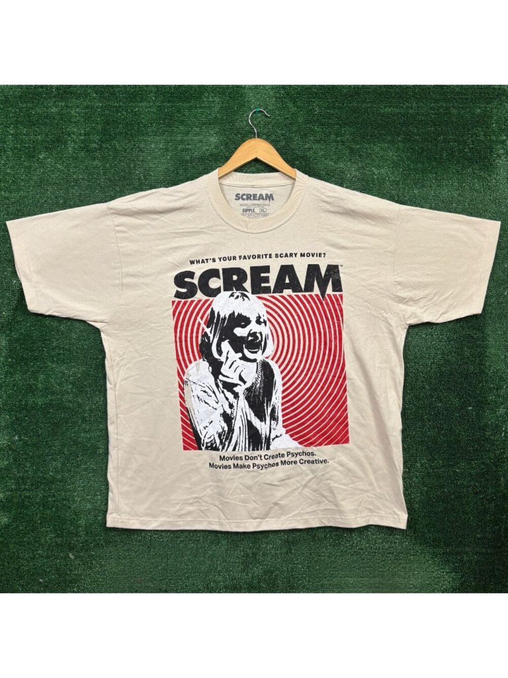 Scream Whats Your Favorite Scary Movie Horror Oversized T-Shirt Size Extra Large
